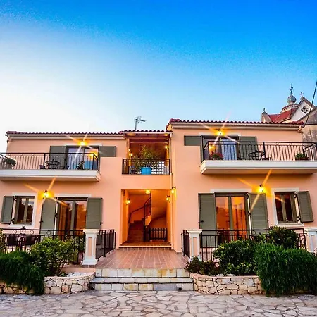 Maniata Holiday 4 Apartman Antipata